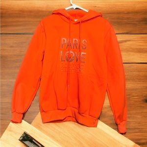 New Sweater Size L / XL